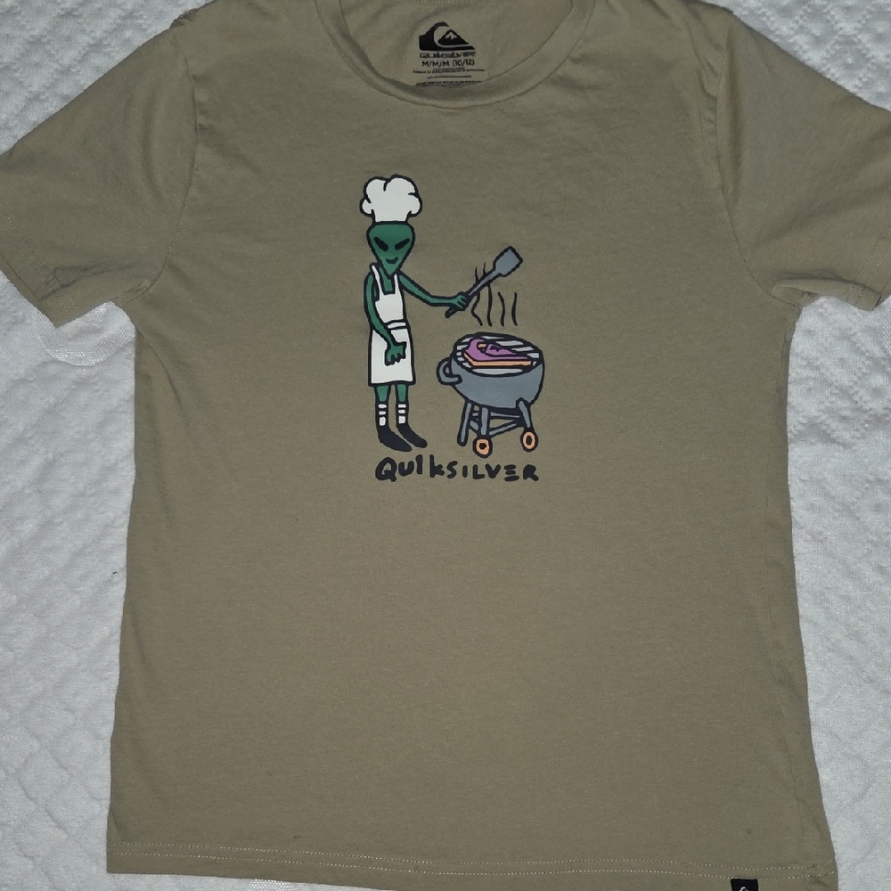 Quiksilver Tan Alien Chef Tee NWOT EUC M 10/12